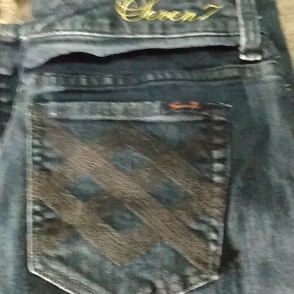 Seven7 - Picture 2 of 2